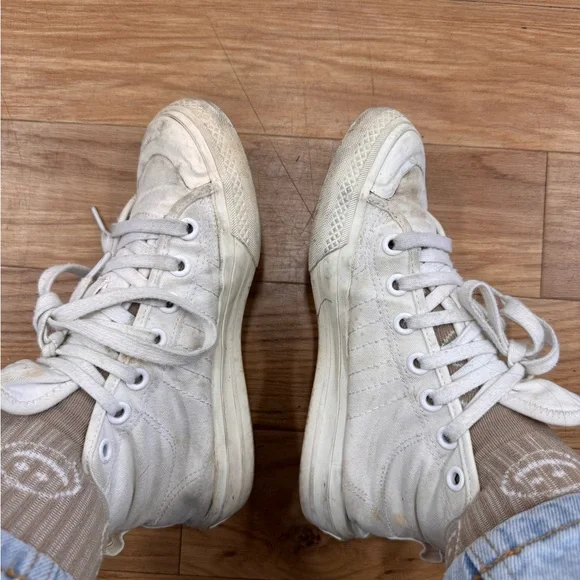 Adidas White Women's Sneakers well worn - Picture 2 of 4